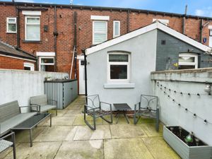 Rear- click for photo gallery